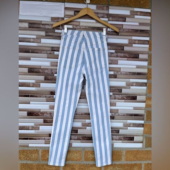 Good American Baby Blue white stipe jeans size 24 - Picture 6 of 13